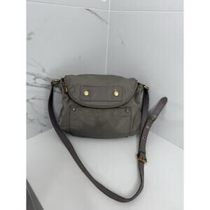 Marc Jacobs Preppy Natasha Nylon Crossbody Bag Beige Taupe Travel Lightweight